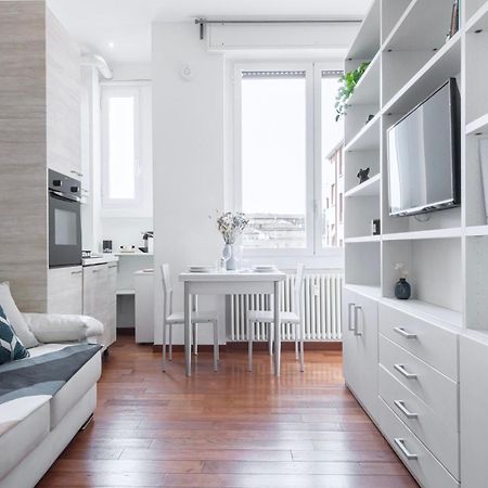Nice And Cozy Studio In Porta Romana By Easylife Milan Exterior photo